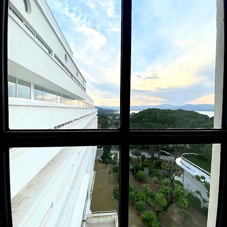Elegant Studio Et Parking Dans Batiment Historique 쎙뜨호뻬 외부 사진