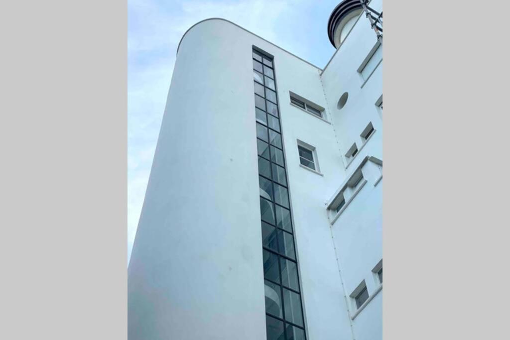 Elegant Studio Et Parking Dans Batiment Historique 쎙뜨호뻬 외부 사진
