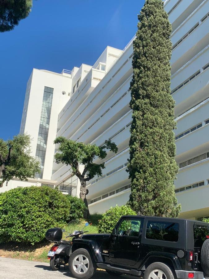 Elegant Studio Et Parking Dans Batiment Historique 쎙뜨호뻬 외부 사진